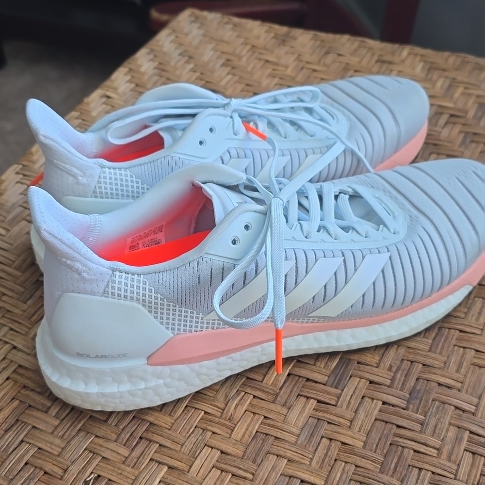 NWOT Adidas Boost Solar Guide - Picture 5 of 9
